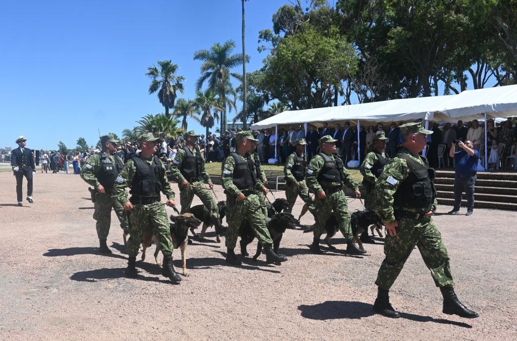 208° Aniversario de la Armada Nacional - Armada Nacional